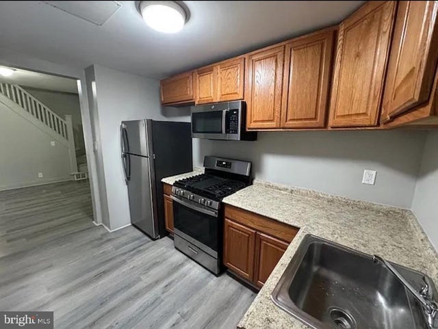 328 S Mount St, Baltimore