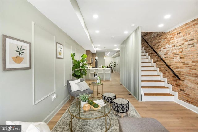 1614 Barclay St, Baltimore