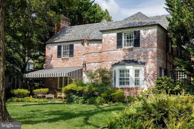 212 Saint Dunstans Rd, Baltimore