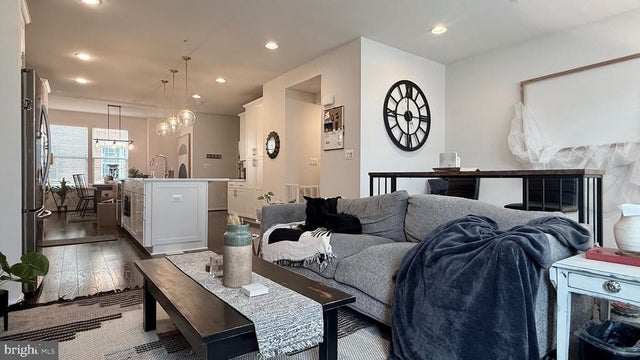 1205 Berry, Baltimore