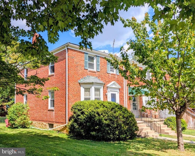 1012 E Lake Ave, Baltimore