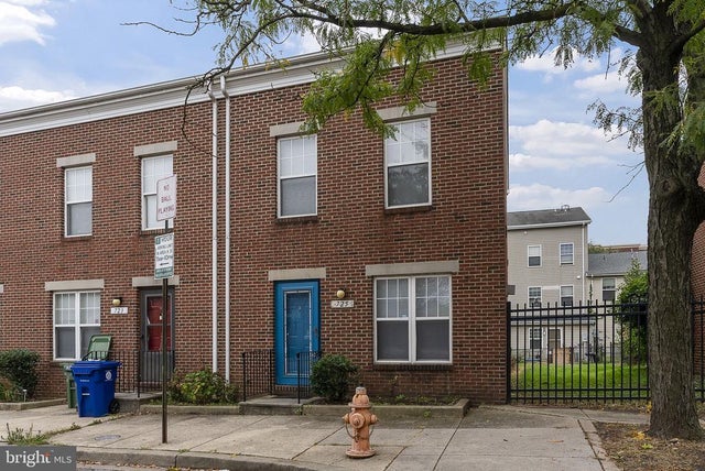 725 W Cherry Blossom Way, Baltimore