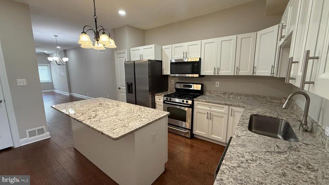 3412 E Pratt St E, Baltimore