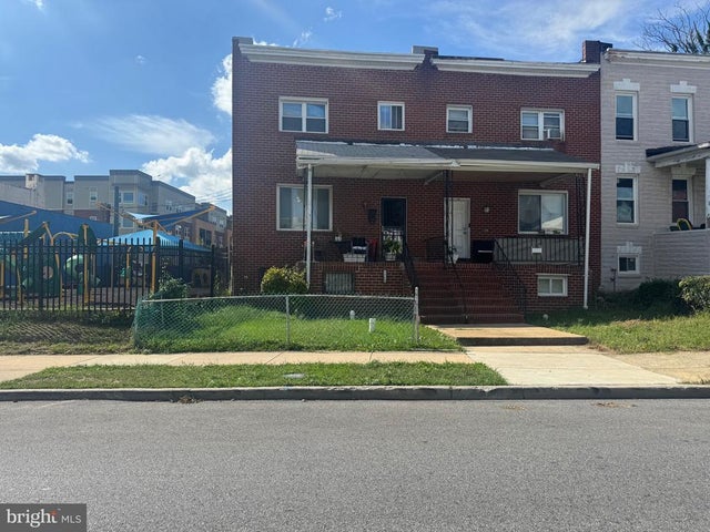 2214 N Monroe St, Baltimore