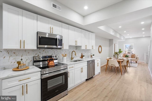 1500 E Lanvale St, Baltimore