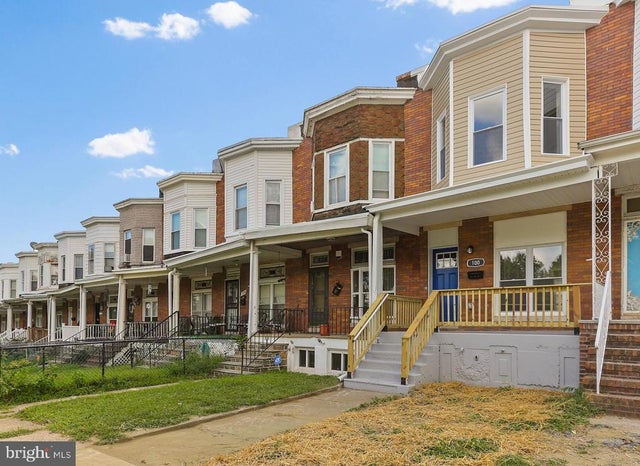 100 Collins Ave, Baltimore