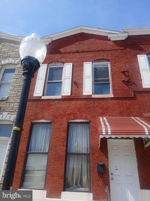 2932 Greenmount, Baltimore