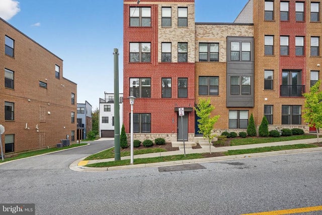 4347 Laplata Ave, Baltimore