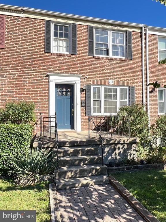 241 Medwick Garth E, Baltimore