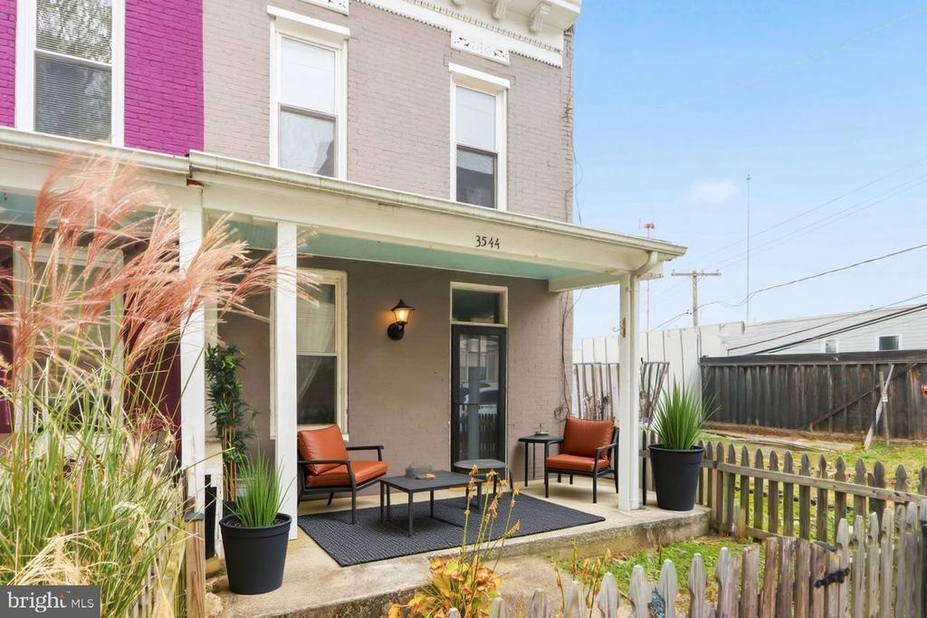 3544 Ash St, BALTIMORE