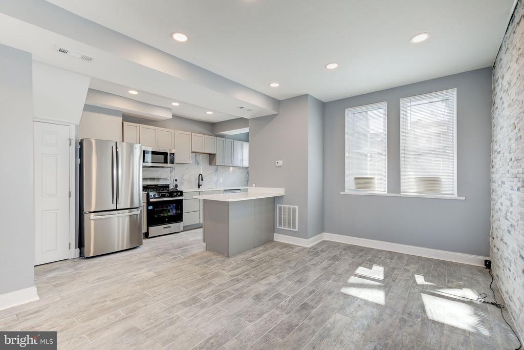 2915 Baker St, BALTIMORE