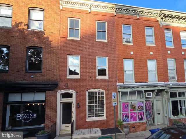 220 W Read St, Baltimore