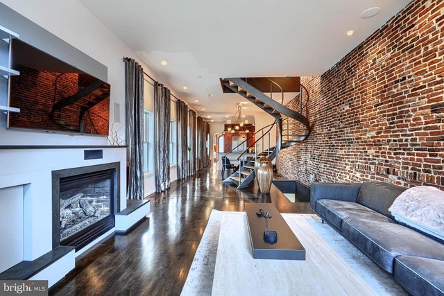 1301 Hull St, Baltimore