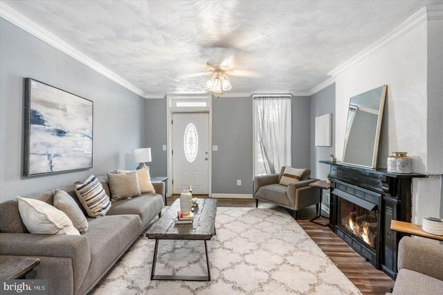 913 Montpelier St, Baltimore