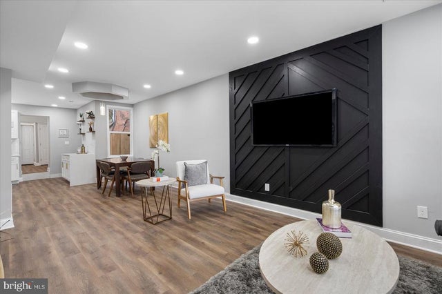 2754 Ellicott Drwy, Baltimore