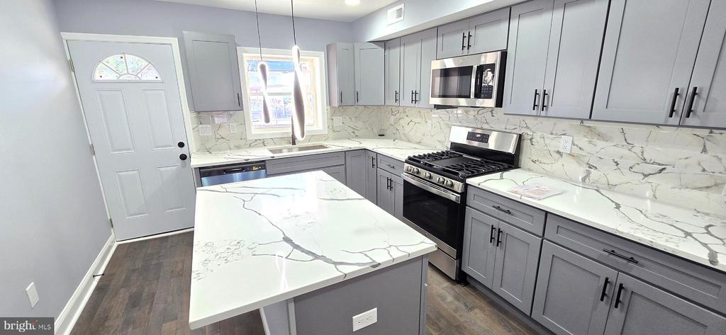 304 S Lehigh St, BALTIMORE