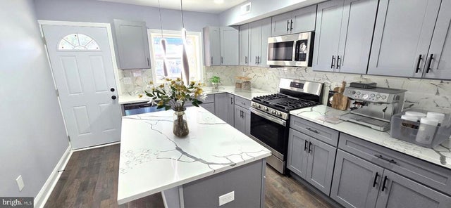 304 S Lehigh St, Baltimore