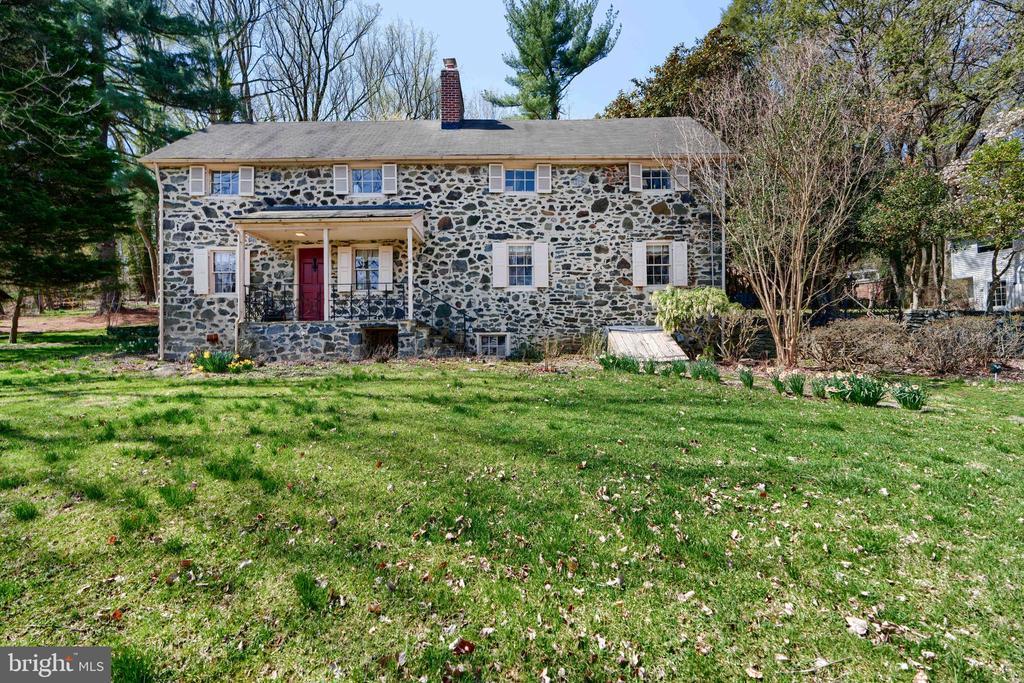 2500 Pickwick Rd, BALTIMORE