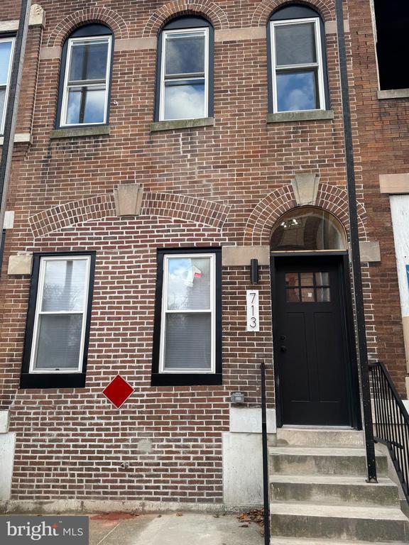 713 E 20th St, Baltimore