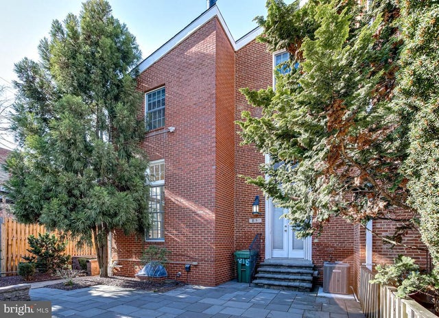 815 S Sharp St, Baltimore