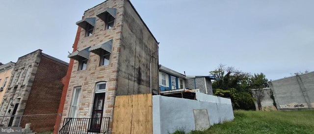 1106 E Biddle St, Baltimore