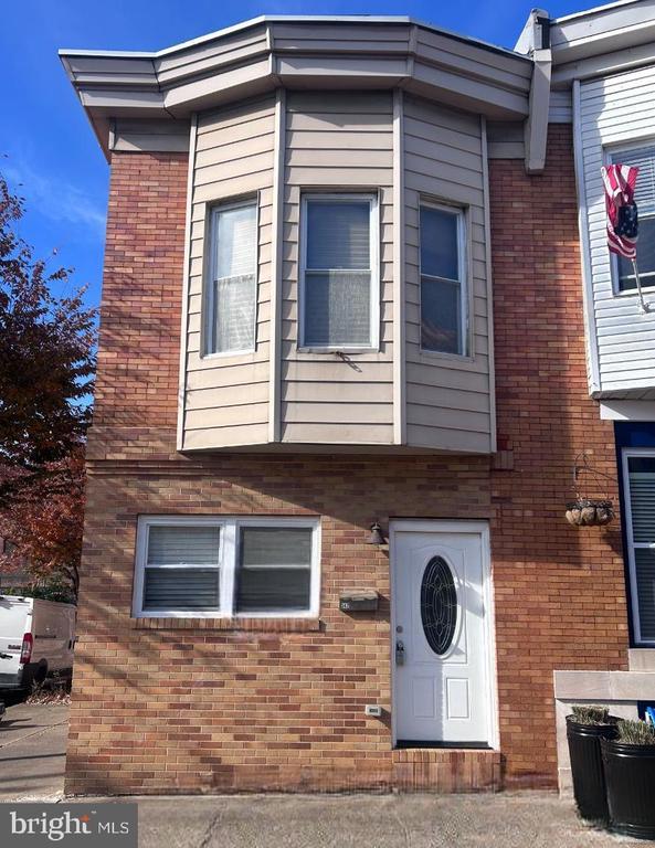 542 S Lehigh St, Baltimore