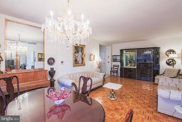 11 Slade #614, Pikesville