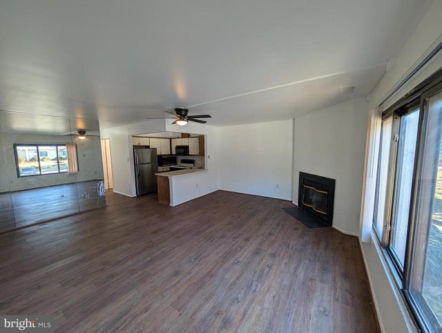 89 Ashlar Hill Ct #89, Parkville