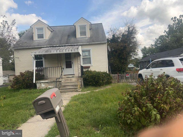 9613 Harding Ave, Parkville