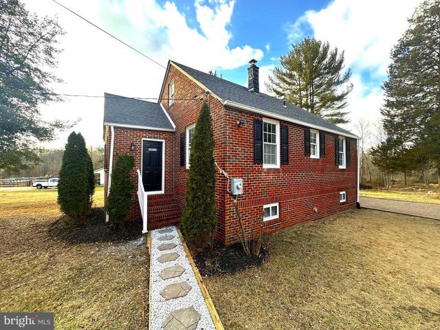 10516 Bird River Rd, Middle River