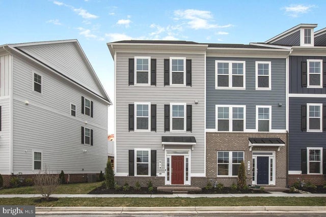 618 Barnehurst St, Middle River