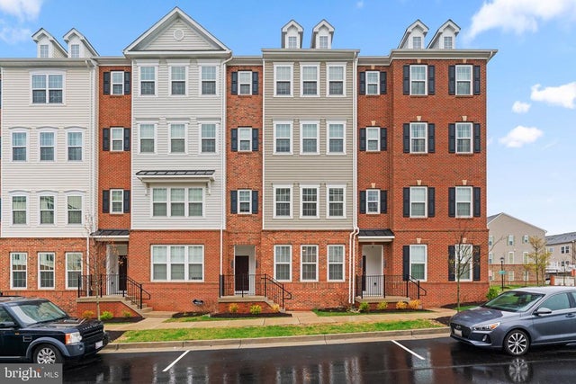 9451 James Macgowan Ln, Owings Mills