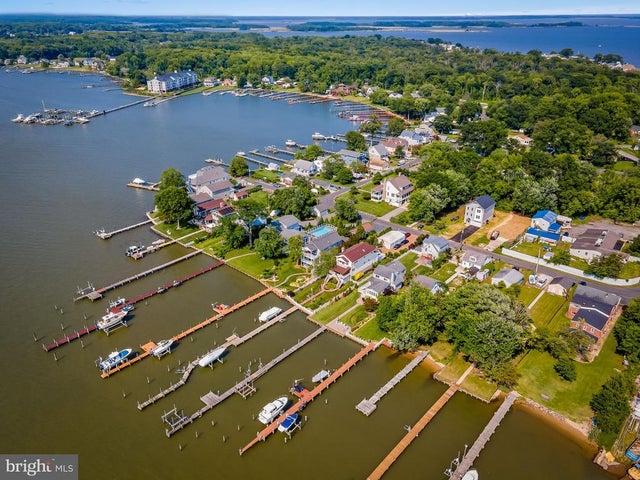 1619 Holly Tree Rd, MIDDLE RIVER