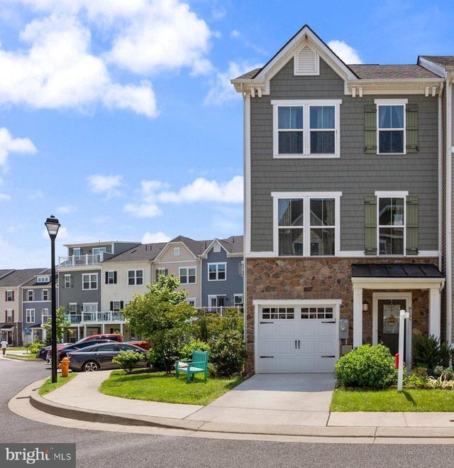 8109 Secluded Cove Ln, Dundalk