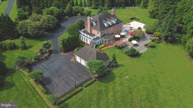 6 Timberpark Ct, Lutherville Timonium