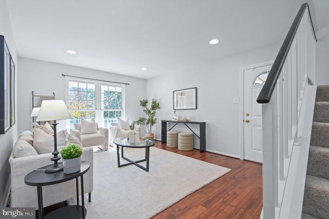 912 W Seminary Ave, Lutherville Timonium