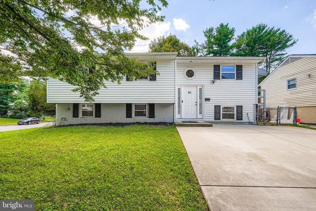 231 Candytuft Rd, Reisterstown