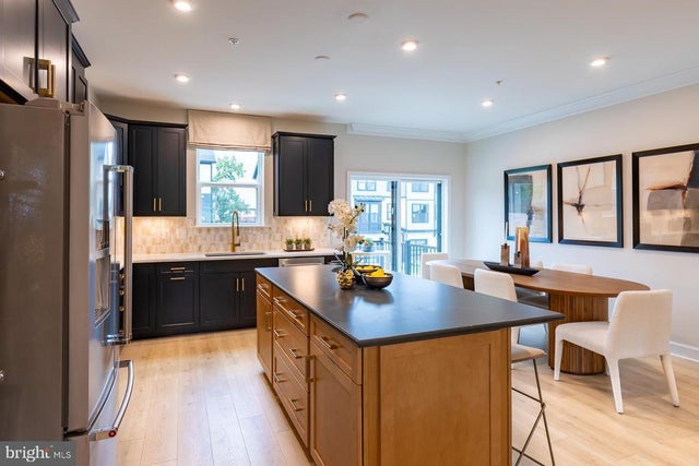 1809 Constellation Dr, Baltimore