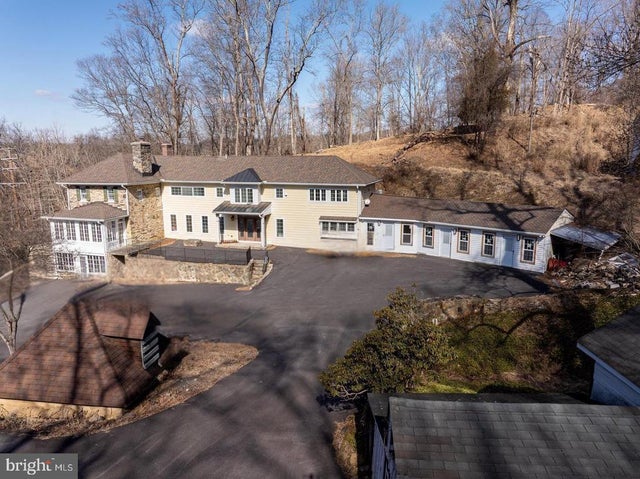 14943 York Rd, Sparks Glencoe