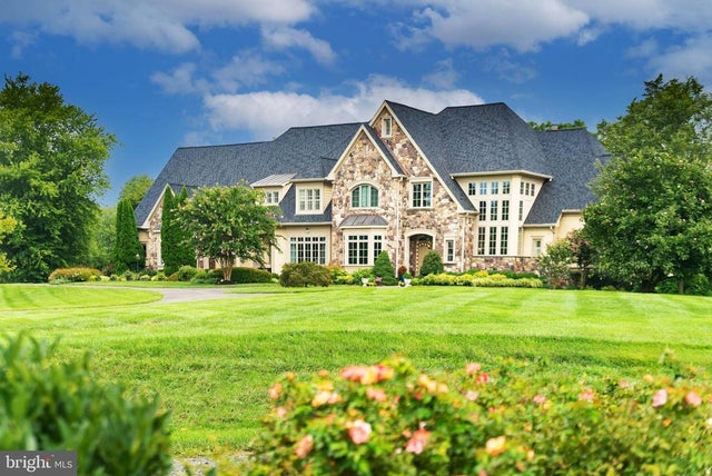 1 Norfolk Ct, Reisterstown