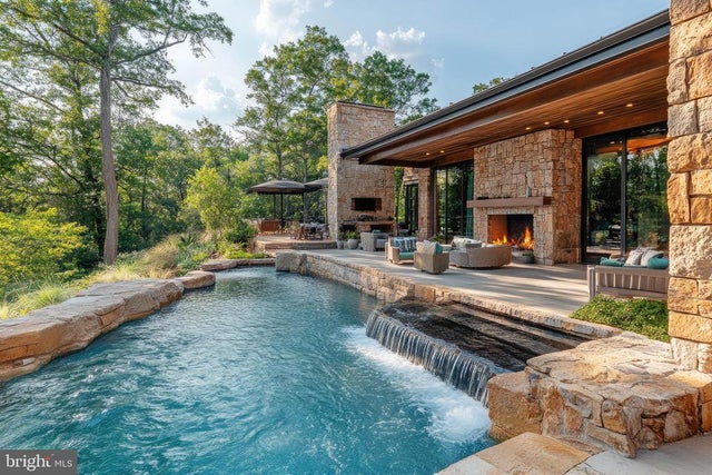 1 Norfolk Ct, Reisterstown