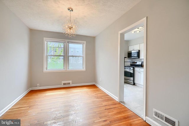 7 Cardinal Rd, ESSEX