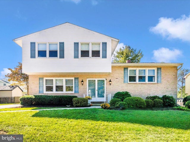 921 Saxon Hill Dr, Cockeysville