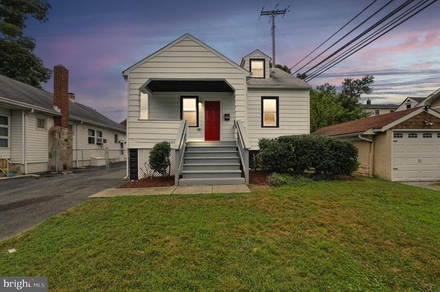 7714 Park Dr, Baltimore