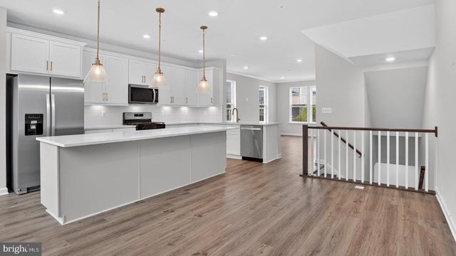 601 Ladywell St, Middle River