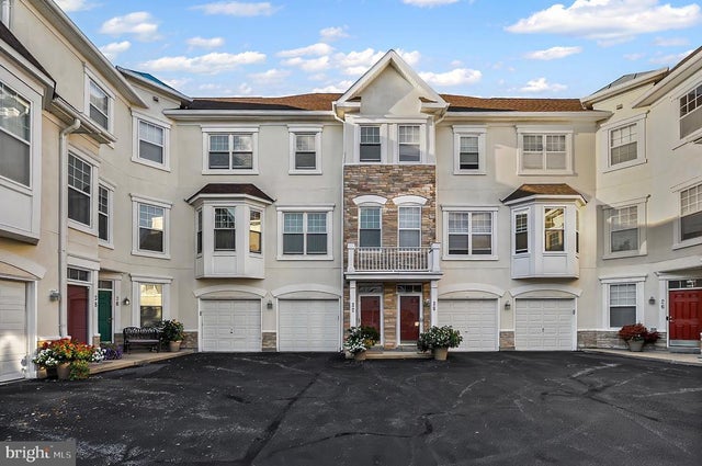 32 Barbican Way, Pikesville