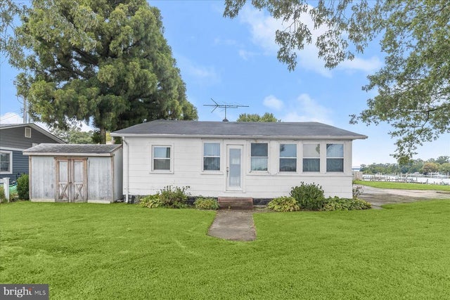 116 Kingston Park Ln, Middle River