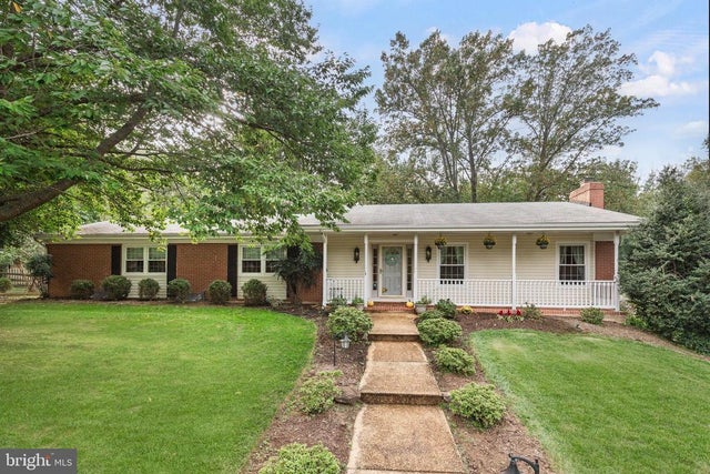 1402 Autumn Leaf Rd, Towson