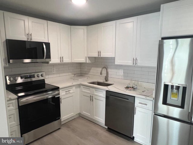 9422 Windpine Rd #9422, Middle River