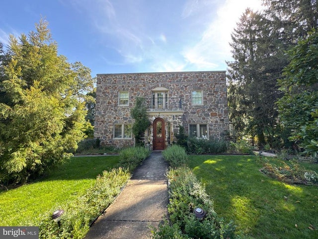 3 Center Rd, Baltimore